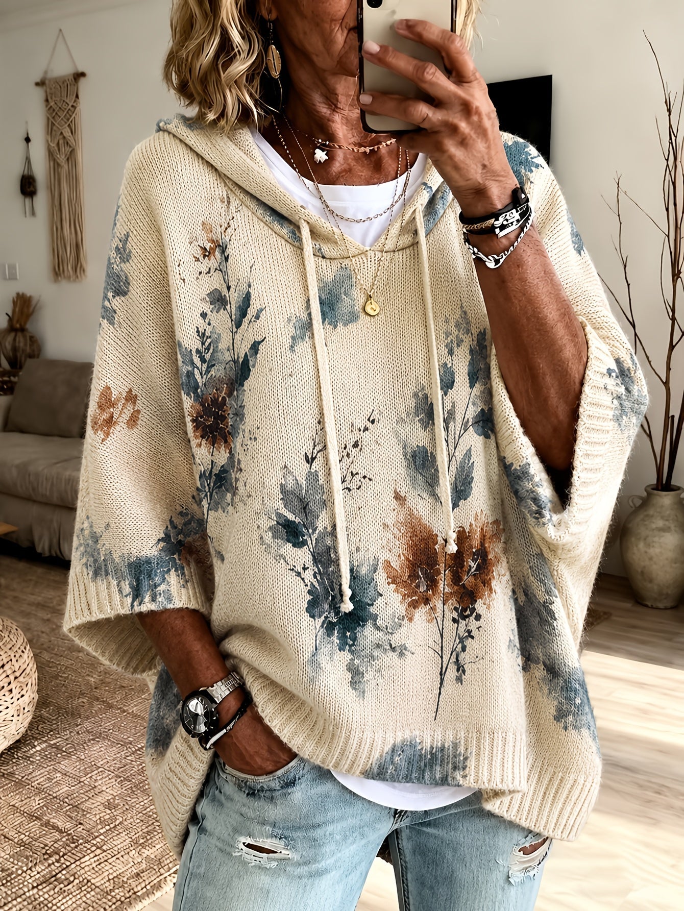 Novalie | Pull-cape vintage à motif floral pour femme – À capuche, manches 3/4