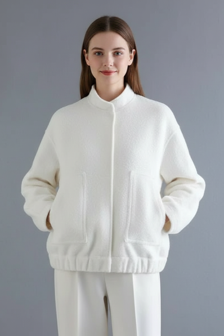 Vania | Veste oversize pour femme – Col côtelé, fermeture zippée