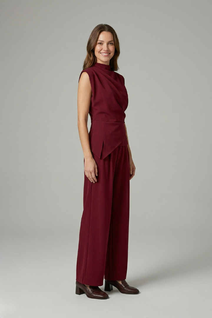 Arisyn | Ensemble coordonné pour femme – Haut drapé sans manches et pantalon à jambes droites