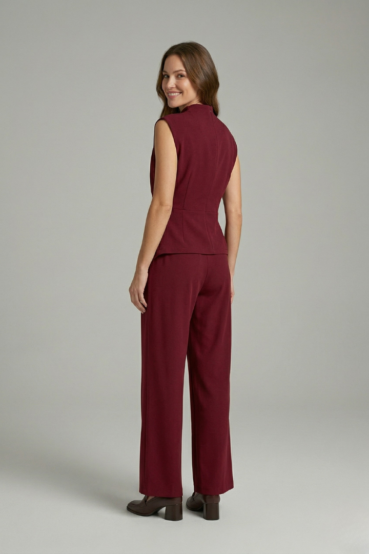 Arisyn | Ensemble coordonné pour femme – Haut drapé sans manches et pantalon à jambes droites