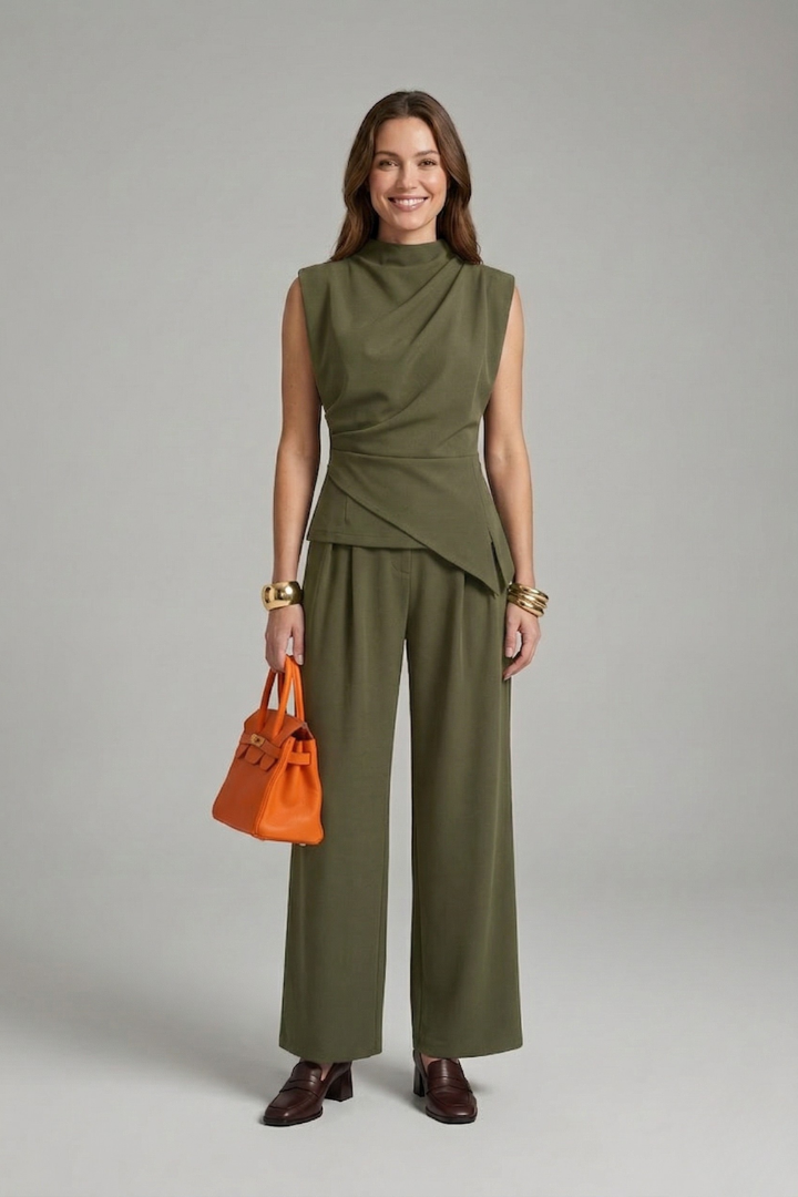 Arisyn | Ensemble coordonné pour femme – Haut drapé sans manches et pantalon à jambes droites
